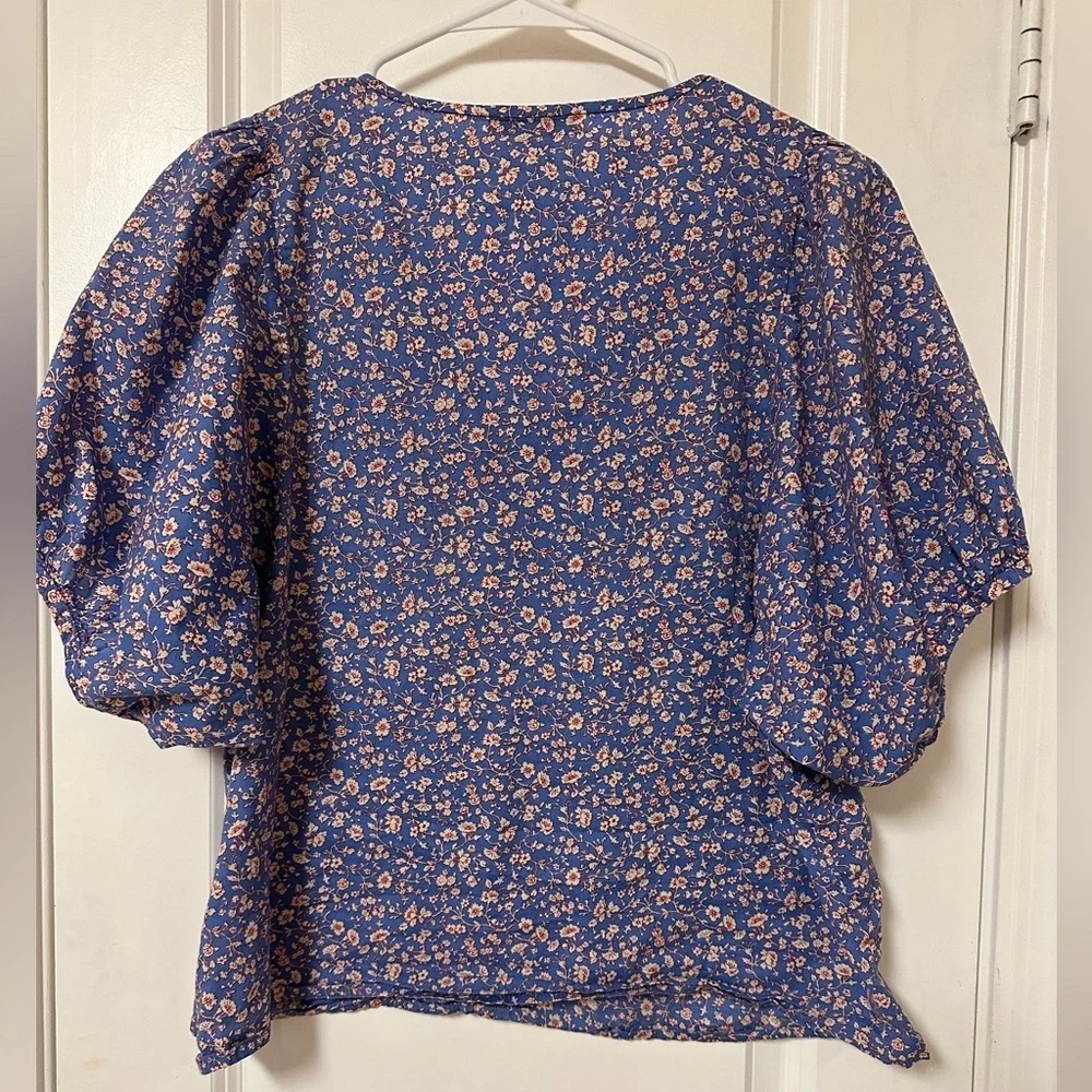 Madewell V-Neck Puff Sleeve Top in Summer Vines. 100% Cotton!